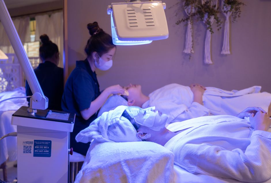 Les meilleurs masques LED visage, comparés en 2026