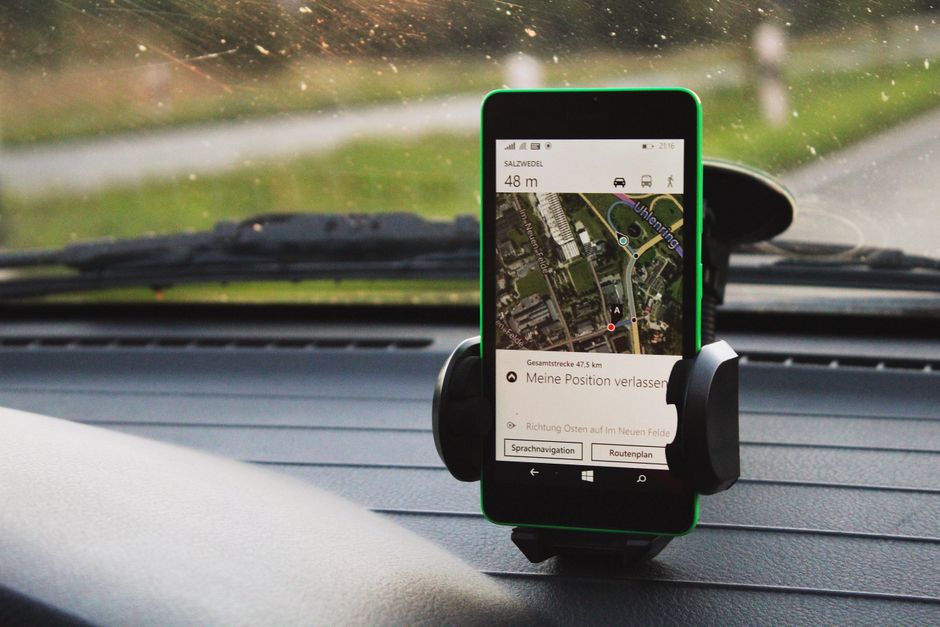 Meilleur support smartphone voiture 2026 : le comparatif